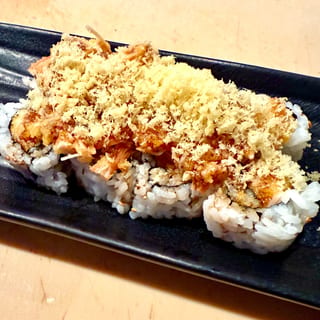 R11. Crunchy maki roll
